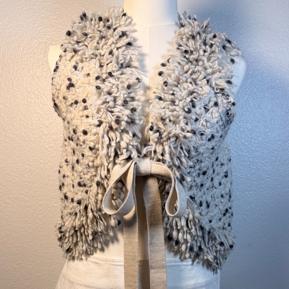 Juicy Couture Lighten Up Fringed Vest Italian Yarn Ribbon Tie White‎ Small S
